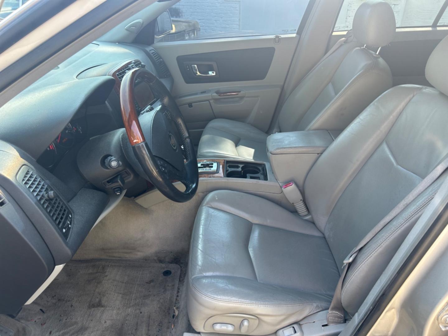 2006 Cadillac SRX (1GYEE637060) , located at 1758 Cassat Ave., Jacksonville, FL, 32210, (904) 384-2799, 30.286720, -81.730652 - *****$1500.00 PLUS TAX, TAG, AND TITLE*****CASH SPECIAL*****2006 CADILLAC SRX 193K HAS POWER STEERING PROBLEM EITHER PUMP OR RACK RUNS AND DRIVES WELL OTHERWISE HAS ICE COLD AIR CONDITIONING BEING SOLD AS-IS CALL US TODAY @ 904-384-2799 - Photo#7