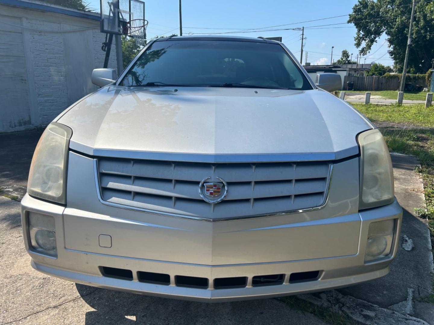 2006 Cadillac SRX (1GYEE637060) , located at 1758 Cassat Ave., Jacksonville, FL, 32210, (904) 384-2799, 30.286720, -81.730652 - *****$1500.00 PLUS TAX, TAG, AND TITLE*****CASH SPECIAL*****2006 CADILLAC SRX 193K HAS POWER STEERING PROBLEM EITHER PUMP OR RACK RUNS AND DRIVES WELL OTHERWISE HAS ICE COLD AIR CONDITIONING BEING SOLD AS-IS CALL US TODAY @ 904-384-2799 - Photo#0