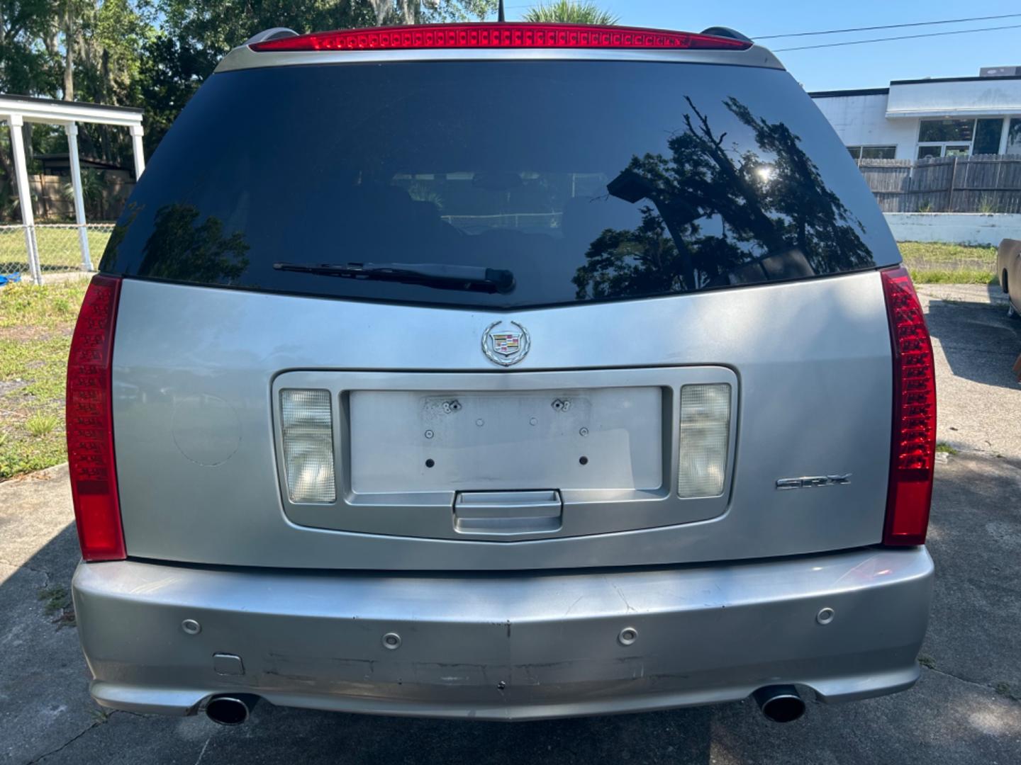 2006 Cadillac SRX (1GYEE637060) , located at 1758 Cassat Ave., Jacksonville, FL, 32210, (904) 384-2799, 30.286720, -81.730652 - *****$1500.00 PLUS TAX, TAG, AND TITLE*****CASH SPECIAL*****2006 CADILLAC SRX 193K HAS POWER STEERING PROBLEM EITHER PUMP OR RACK RUNS AND DRIVES WELL OTHERWISE HAS ICE COLD AIR CONDITIONING BEING SOLD AS-IS CALL US TODAY @ 904-384-2799 - Photo#4