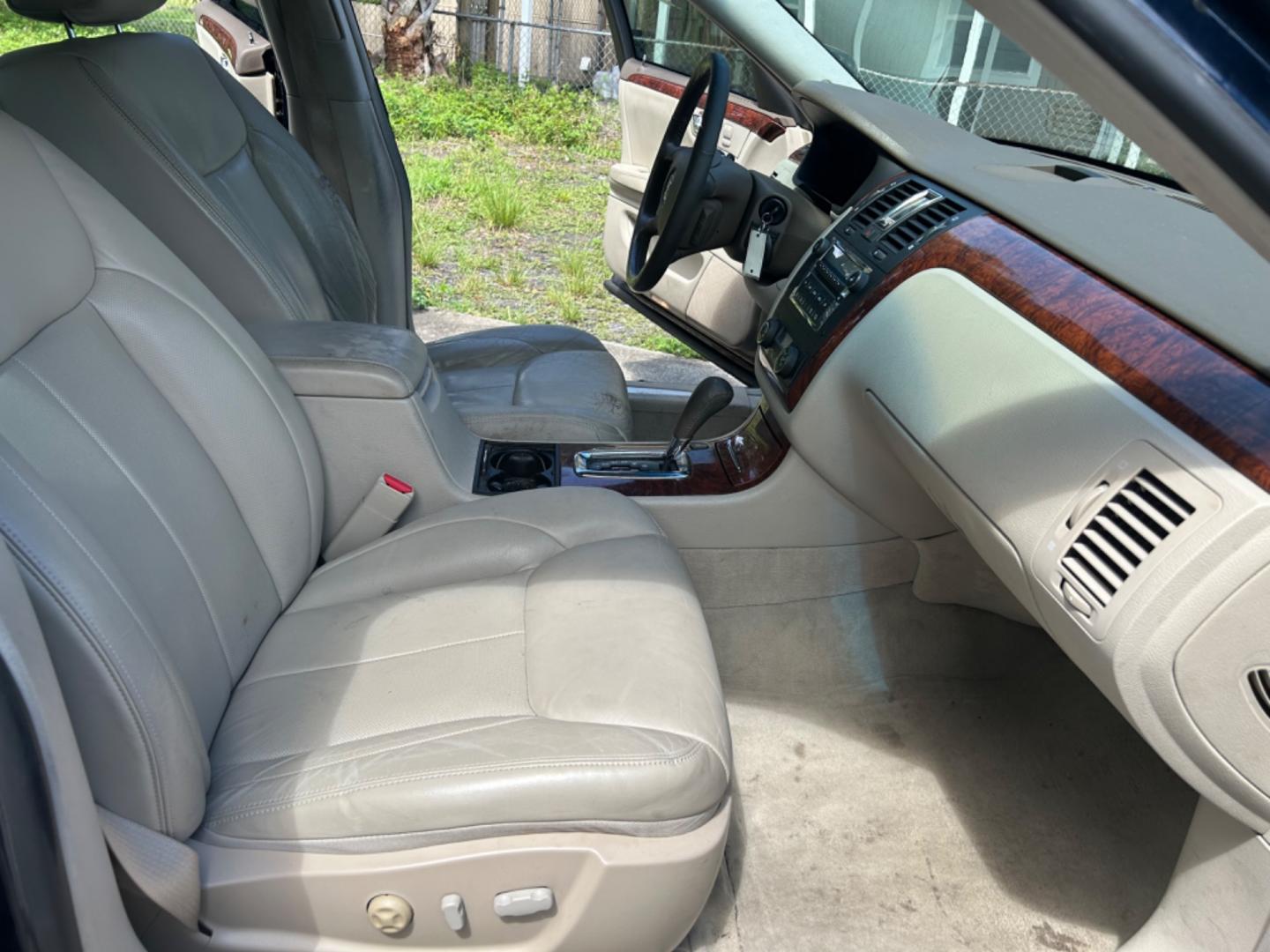 2006 Cadillac DTS (1G6KD57Y66U) , located at 1758 Cassat Ave., Jacksonville, FL, 32210, (904) 384-2799, 30.286720, -81.730652 - *****CASH SPECIAL*****$3500.00 PLUS TAX, TAG, AND TITLE*****2006 CADILLAC DTS 137,980 MILES LEATHER ALLOYS RUNS AND LOOKS GREAT ICE-COLD AIR CONDITIONING TITNED WINDOWS THIS ONE'S GOT STYLE!!! CALL BEFORE IT'S SOLD @ 904-384-2799 - Photo#6