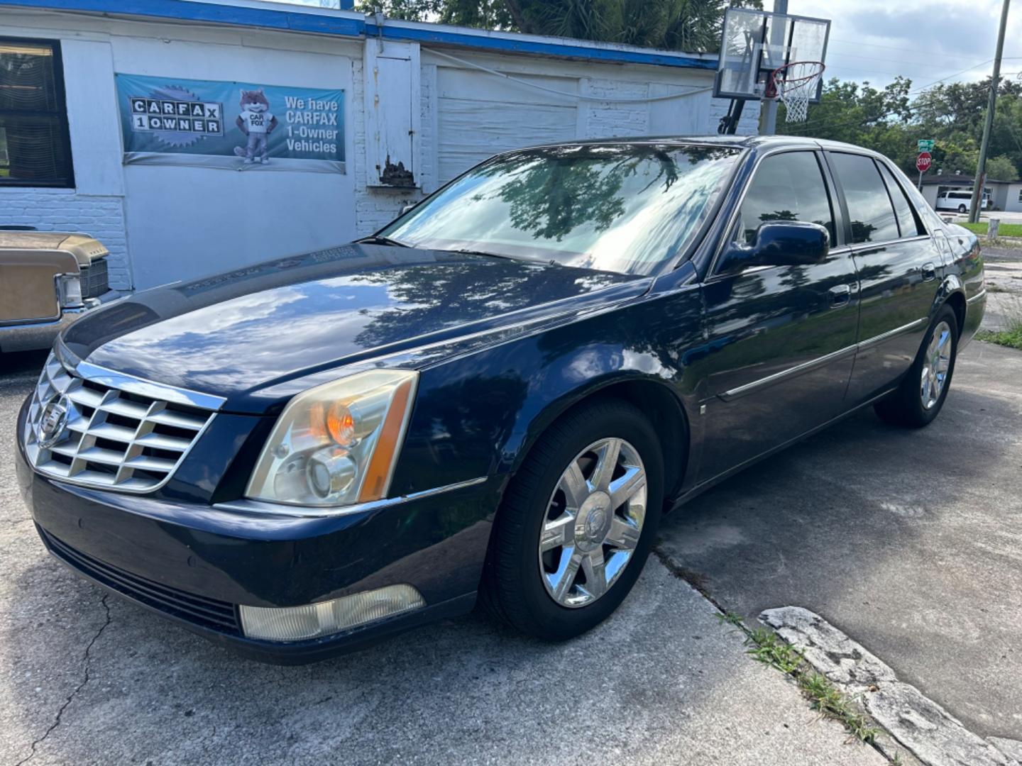 2006 Cadillac DTS (1G6KD57Y66U) , located at 1758 Cassat Ave., Jacksonville, FL, 32210, (904) 384-2799, 30.286720, -81.730652 - *****CASH SPECIAL*****$3500.00 PLUS TAX, TAG, AND TITLE*****2006 CADILLAC DTS 137,980 MILES LEATHER ALLOYS RUNS AND LOOKS GREAT ICE-COLD AIR CONDITIONING TITNED WINDOWS THIS ONE'S GOT STYLE!!! CALL BEFORE IT'S SOLD @ 904-384-2799 - Photo#1