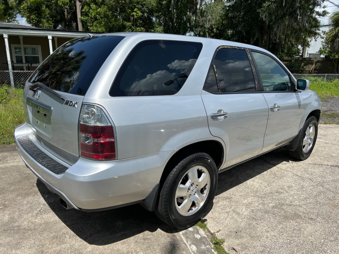 2005 Acura MDX (2HNYD18265H) , located at 1758 Cassat Ave., Jacksonville, FL, 32210, (904) 384-2799, 30.286720, -81.730652 - CASH SPECIAL*****$2500.00 PLUS TAX, TAG, AND TITLE*****2005 ACURA MDX***** 3RD ROW SEATING AUTOMATIC TRANSMISSION 244,564 MILES LEATHER ALLOYS SUNROOF RUNS GREAT ICE-COLD AIR-CONDITIONING HONDA QUALITY DON'T LET THIS ONE SLIP BY CALL US TODAY @ 904-384-2799 - Photo#2