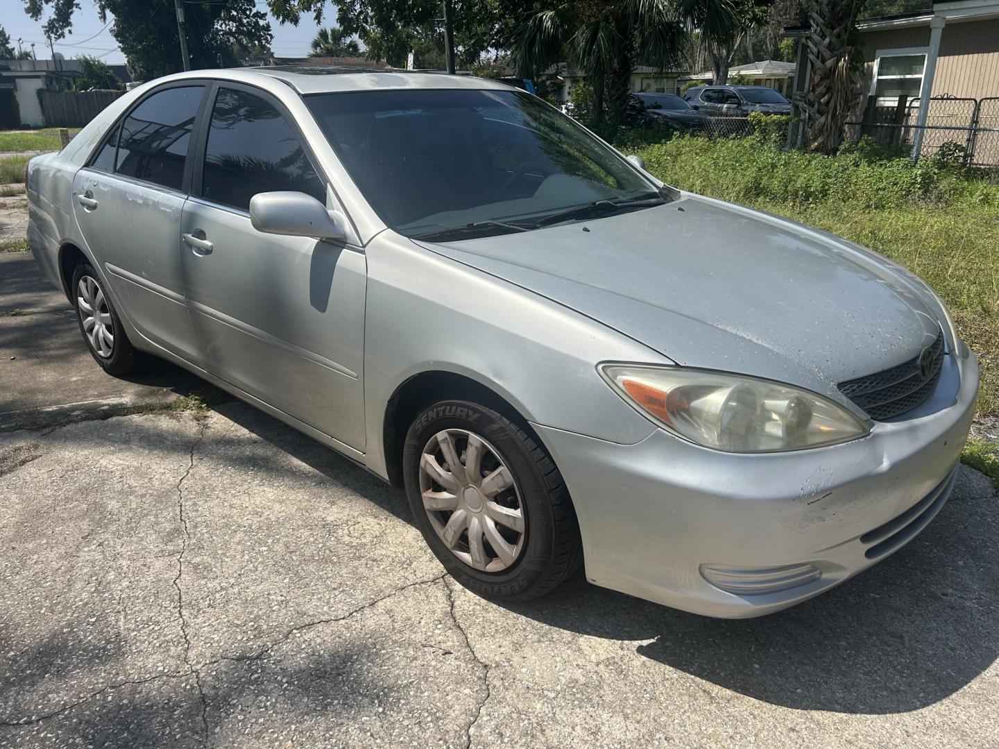 2002 Toyota Camry LE (4T1BE32K52U) with an 2.4L L4 DOHC 16V engine, located at 1758 Cassat Ave., Jacksonville, FL, 32210, (904) 384-2799, 30.286720, -81.730652 - CASH SPECIAL!!!! 2002 TOYOTA CAMRY LE MODEL 220,483 MILES $2500.00 CASH PLUS TAX, TAG, AND TITLE 4-DOOR AUTOMATIC TRANSMISSION ICE-COLD AIR-CONDITIONING SUNROOF 2.4L FOUR CYLINDER ENGINE CALL NOW @ 904-384-2799 BEFORE IT'S GONE - Photo#2